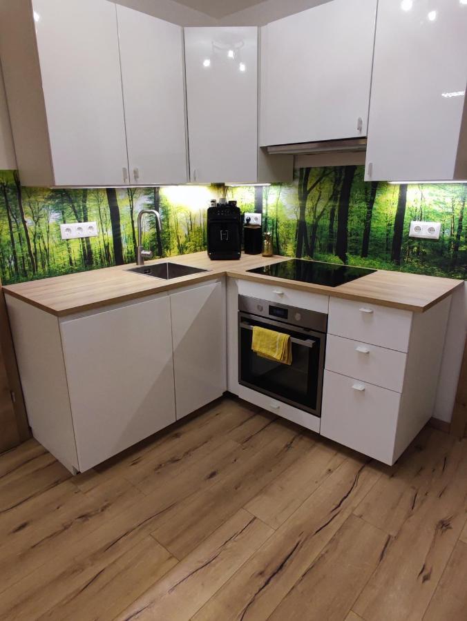 Schoene Wohnung Mit Terrasse Und Parkplatz 벨덴암워스에르시 외부 사진