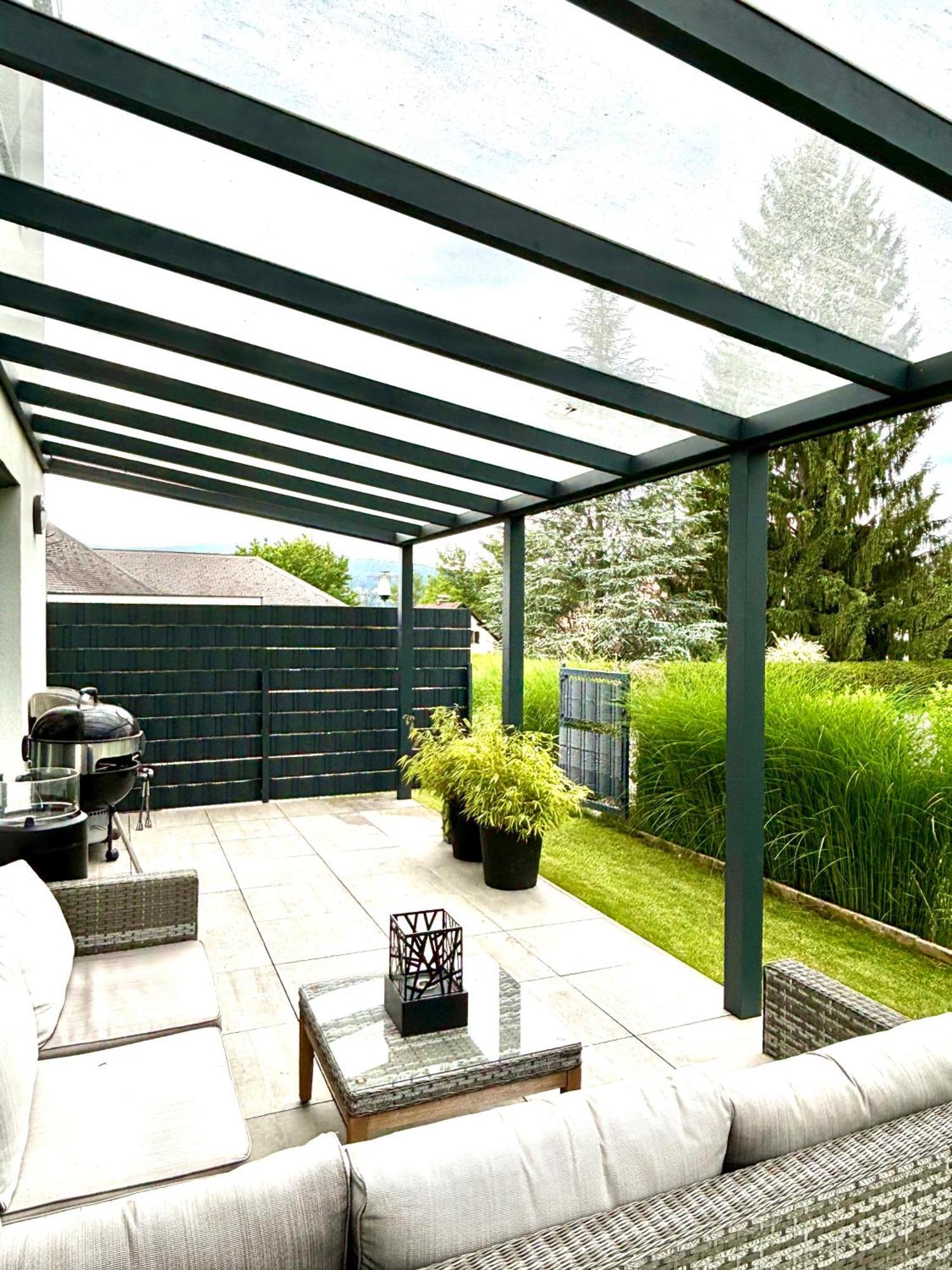 Schoene Wohnung Mit Terrasse Und Parkplatz 벨덴암워스에르시 외부 사진